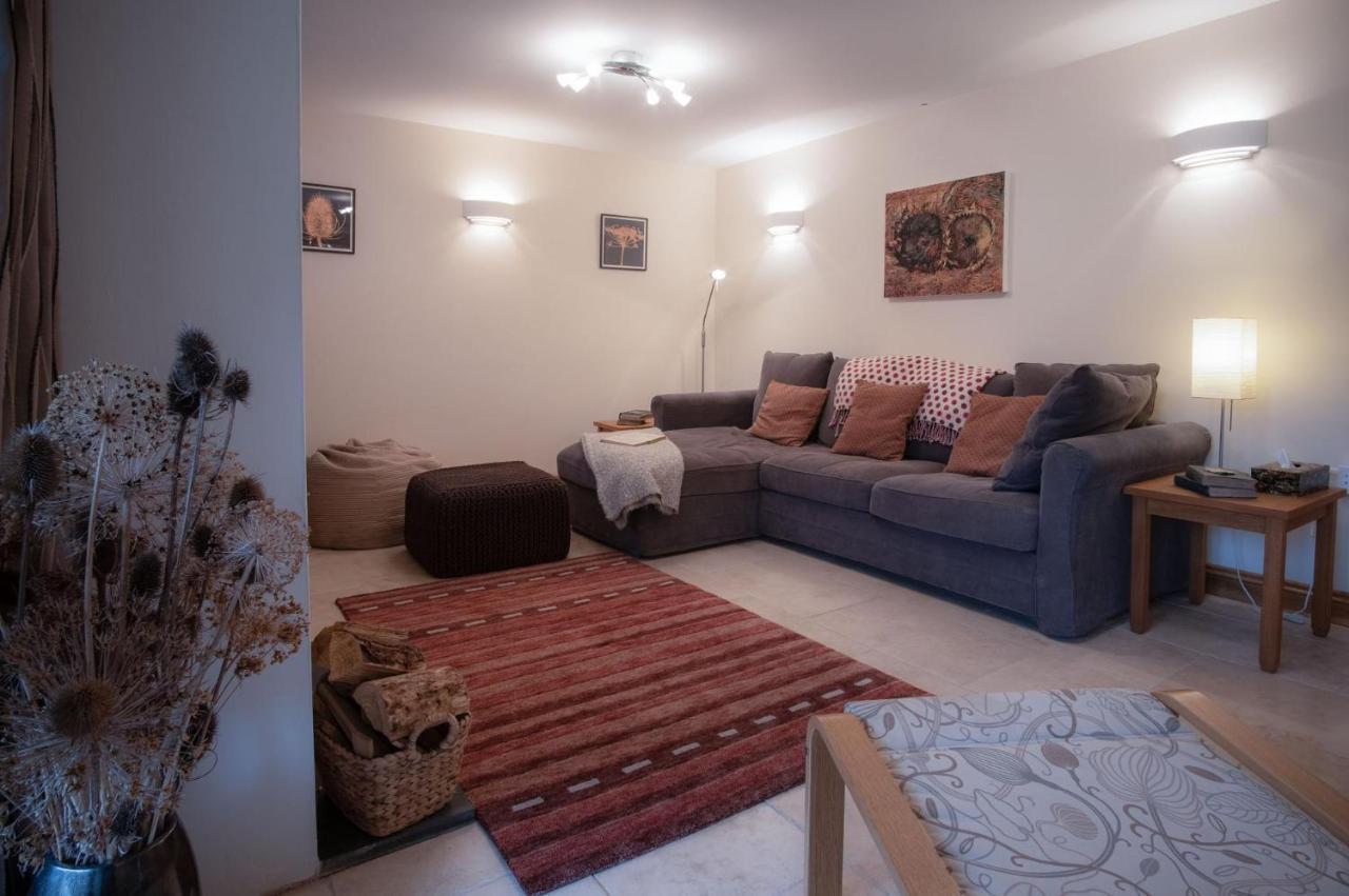 Llais Afon - 3 Bedroom Holiday Home - Fishguard Eksteriør billede