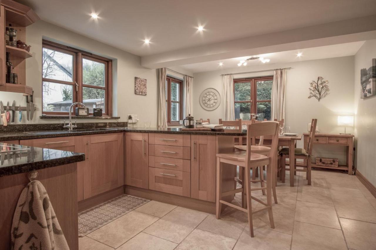 Llais Afon - 3 Bedroom Holiday Home - Fishguard Eksteriør billede