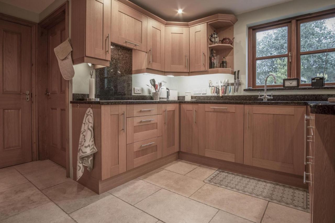Llais Afon - 3 Bedroom Holiday Home - Fishguard Eksteriør billede