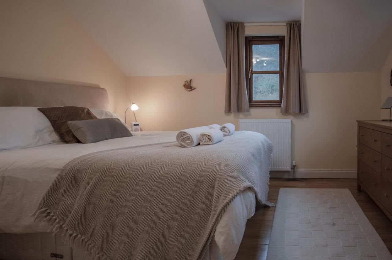 Llais Afon - 3 Bedroom Holiday Home - Fishguard Eksteriør billede